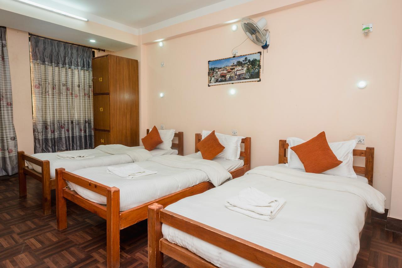 Famous House Kathmandu Pansiyon Dış mekan fotoğraf