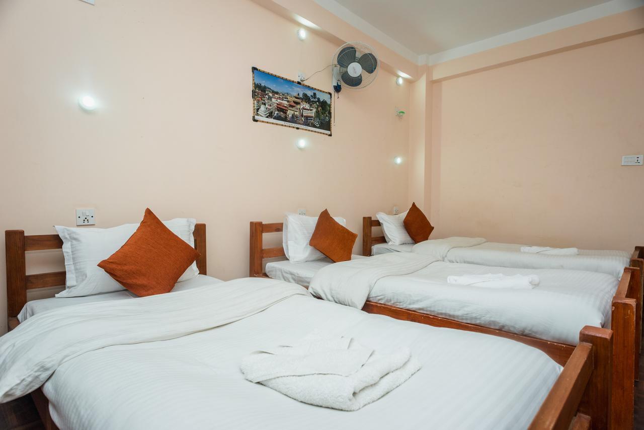 Famous House Kathmandu Pansiyon Dış mekan fotoğraf