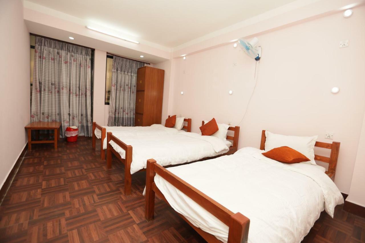 Famous House Kathmandu Pansiyon Dış mekan fotoğraf